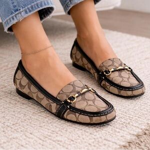 Vintage Coach Signature Tan and Black Loafers